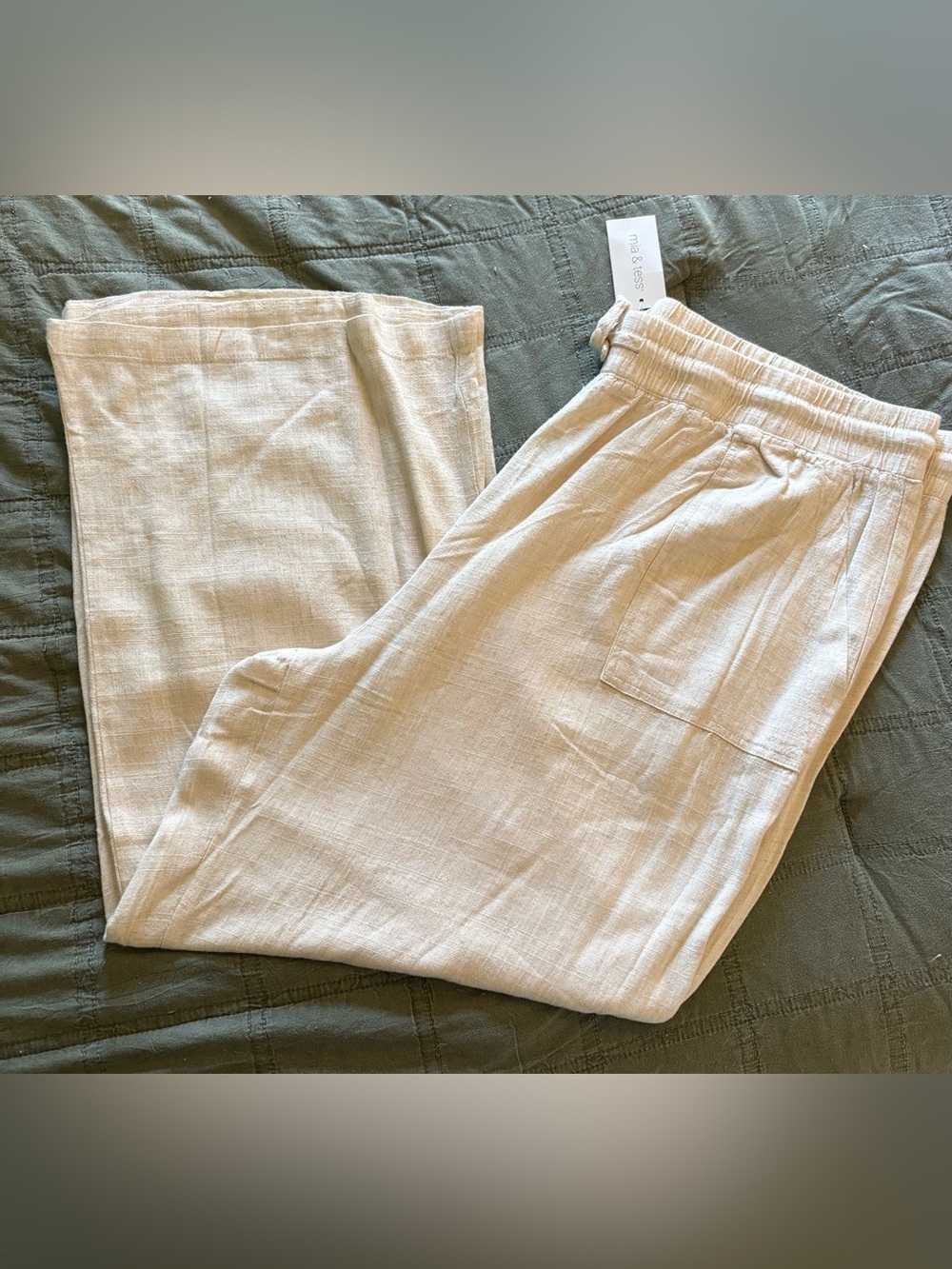 Relaxed Wide-Leg Cream Linen Blend Pants